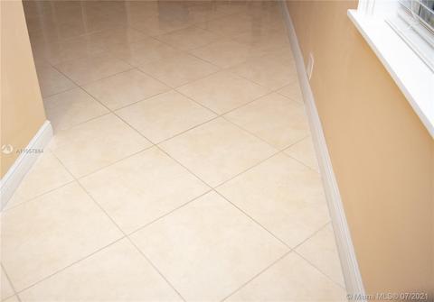 665 E 9th Ln, Hialeah, FL 33010 photo 22