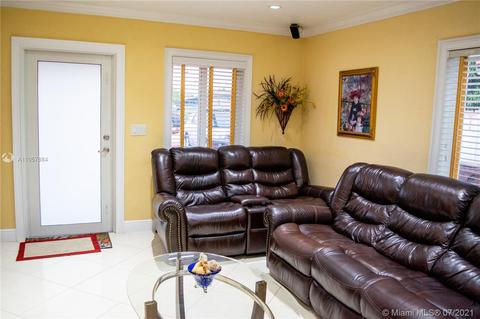 665 E 9th Ln, Hialeah, FL 33010 photo 8