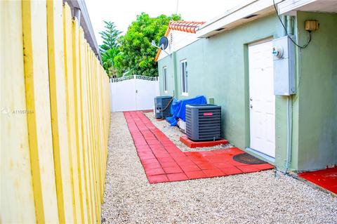 665 E 9th Ln, Hialeah, FL 33010 photo 58