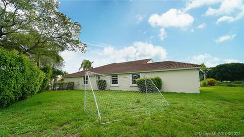 2551 Eagle Run Dr, Weston, FL 33327 photo 9