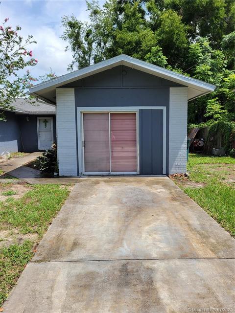 1806 29th Pl, Ocala, FL 34479 photo 2