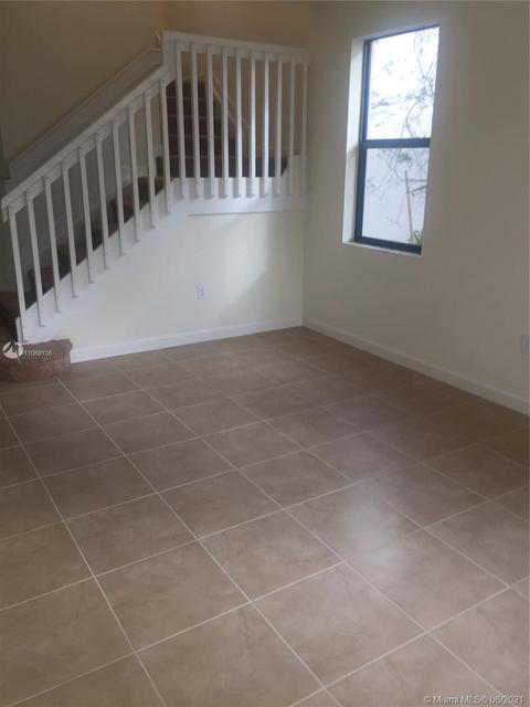 9357 W 34th Ct, Hialeah, FL 33018 photo 3