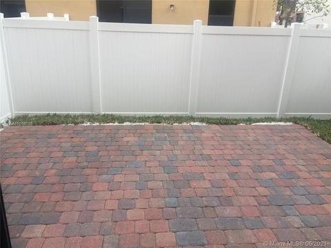 9357 W 34th Ct, Hialeah, FL 33018 photo 10