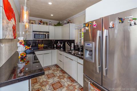 5981 E 6th Ave, Hialeah, FL 33013 photo 10