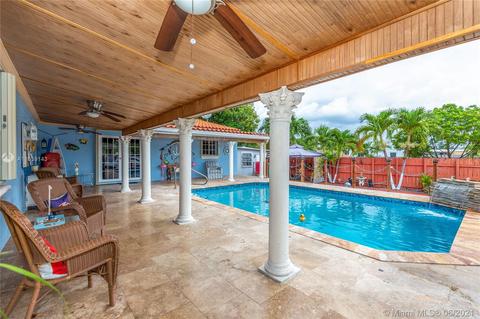 5981 E 6th Ave, Hialeah, FL 33013 photo 3