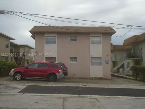 442 SW 9th St, Miami, FL 33130 photo 1