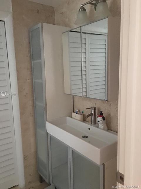 545 Warren Ln, Key Biscayne, FL 33149 photo 11
