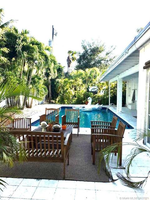 545 Warren Ln, Key Biscayne, FL 33149 photo 2