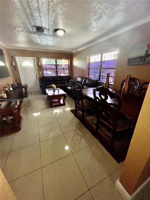 4435 E 8th Ln, Hialeah, FL 33013 photo 19