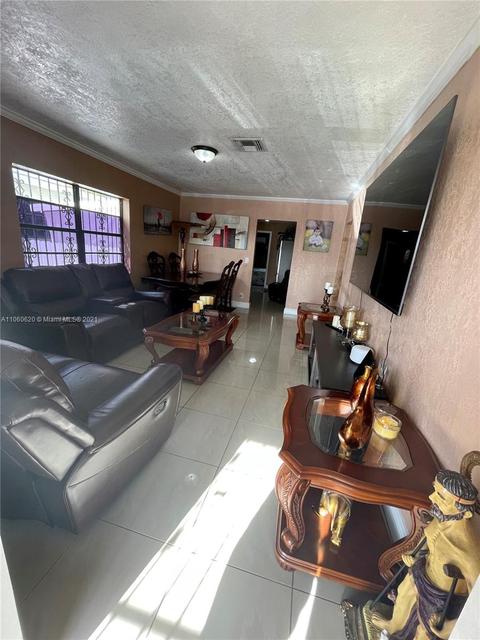 4435 E 8th Ln, Hialeah, FL 33013 photo 23