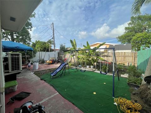 4435 E 8th Ln, Hialeah, FL 33013 photo 14