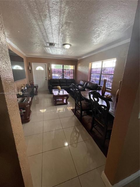 4435 E 8th Ln, Hialeah, FL 33013 photo 20