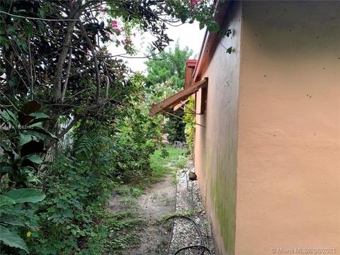 640 E 27th St, Hialeah, FL 33013 photo 5