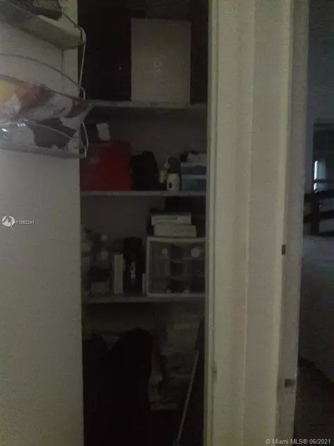 4164 E 10th Ave, Hialeah, FL 33013 photo 7