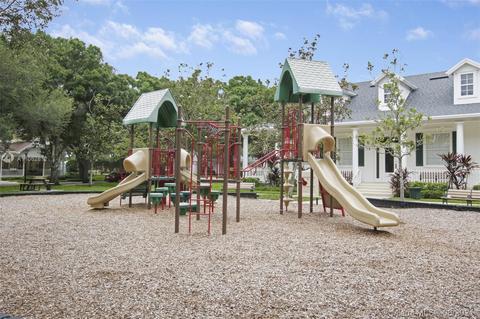 250 Iris Dr, Jupiter, FL 33458 photo 26