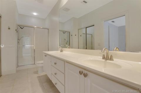 250 Iris Dr, Jupiter, FL 33458 photo 16