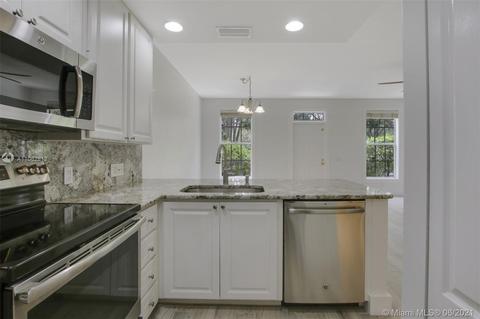 250 Iris Dr, Jupiter, FL 33458 photo 11