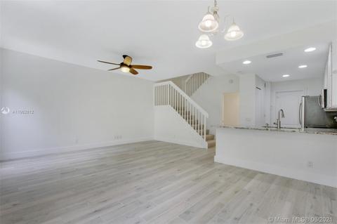 250 Iris Dr, Jupiter, FL 33458 photo 7