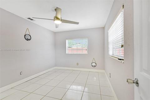 4402 NW 203rd St, Miami Gardens, FL 33055 photo 15