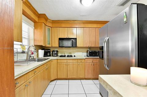 4402 NW 203rd St, Miami Gardens, FL 33055 photo 7