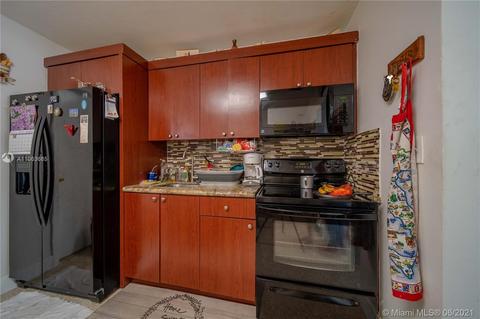 2491 W 9th Ln, Hialeah, FL 33010 photo 24