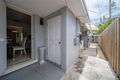 2491 W 9th Ln, Hialeah, FL 33010 photo 14