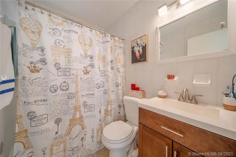 2491 W 9th Ln, Hialeah, FL 33010 photo 12
