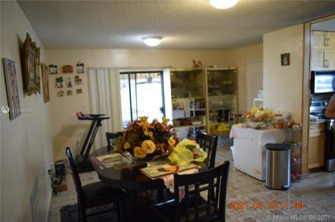 4770 E 9th Ln, Hialeah, FL 33013 photo 14