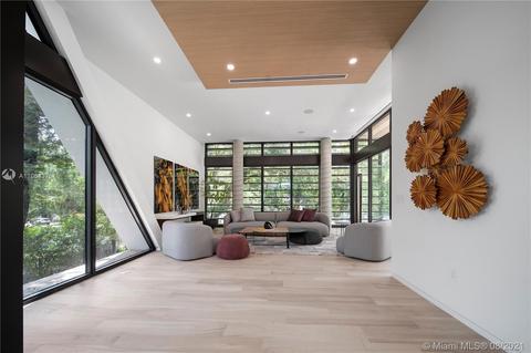 2930 Brickell Ave, Miami, FL 33129 photo 25