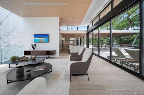 2930 Brickell Ave, Miami, FL 33129 photo 9