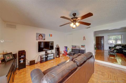 7325 W 12th Ave, Hialeah, FL 33014 photo 10