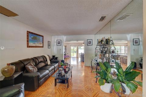 7325 W 12th Ave, Hialeah, FL 33014 photo 8