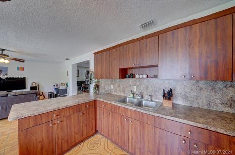 7325 W 12th Ave, Hialeah, FL 33014 photo 15