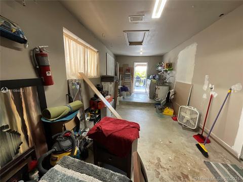 19954 NW 60th Ct, Hialeah, FL 33015 photo 20