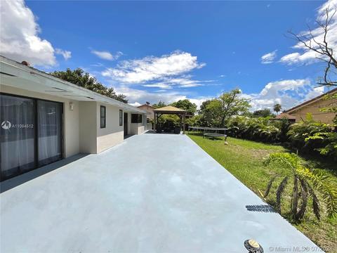 19954 NW 60th Ct, Hialeah, FL 33015 photo 21