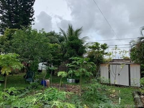 868 E 23rd St, Hialeah, FL 33013 photo 5
