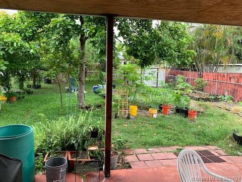 868 E 23rd St, Hialeah, FL 33013 photo 2