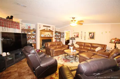 8945 SE 57th Dr, Okeechobee, FL 34974 photo 22