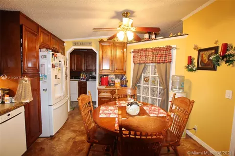 8945 SE 57th Dr, Okeechobee, FL 34974 photo 20