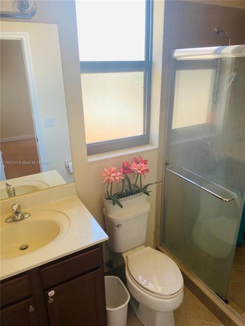 8748 W 33rd Ave, Hialeah, FL 33018 photo 19