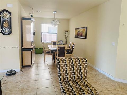 8748 W 33rd Ave, Hialeah, FL 33018 photo 6