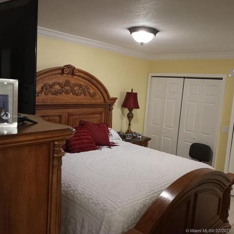 1900 W 68th St #E205, Hialeah, FL 33014 photo 15