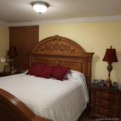 1900 W 68th St #E205, Hialeah, FL 33014 photo 16