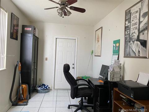 699 E 56th St, Hialeah, FL 33013 photo 18