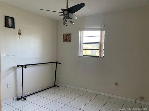 699 E 56th St, Hialeah, FL 33013 photo 16