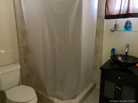 699 E 56th St, Hialeah, FL 33013 photo 21