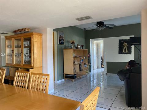 699 E 56th St, Hialeah, FL 33013 photo 13
