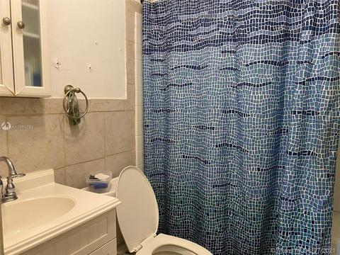 699 E 56th St, Hialeah, FL 33013 photo 17