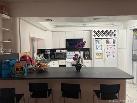 4191 W 18th Ct, Hialeah, FL 33012 photo 8