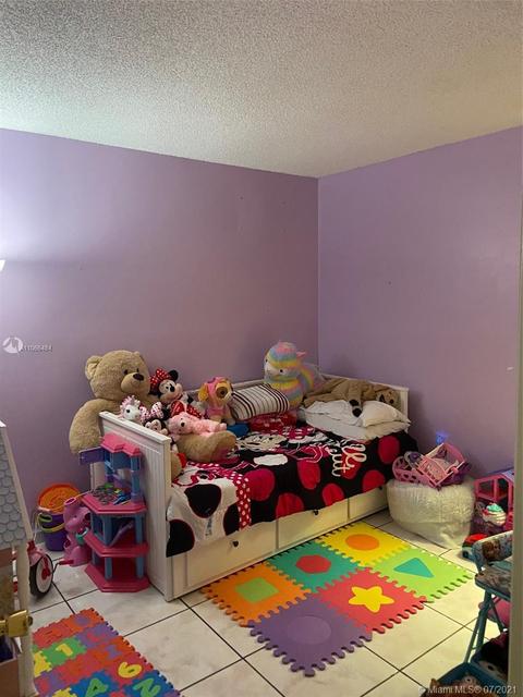 4191 W 18th Ct, Hialeah, FL 33012 photo 13